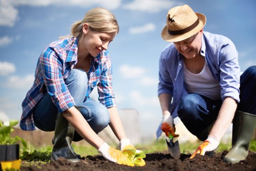 Gardening services in Tooting Bec for tidy and healthy outdoor spaces